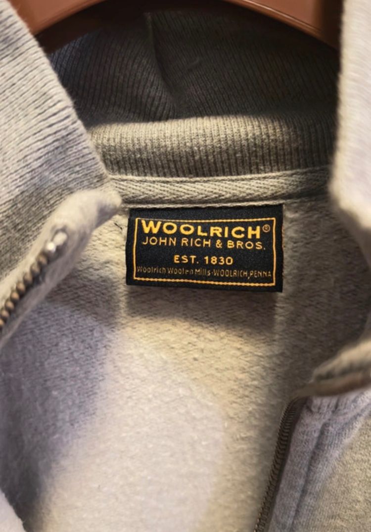 Immagine di Woolrich Grey Zip-Up Sweatshirt 2