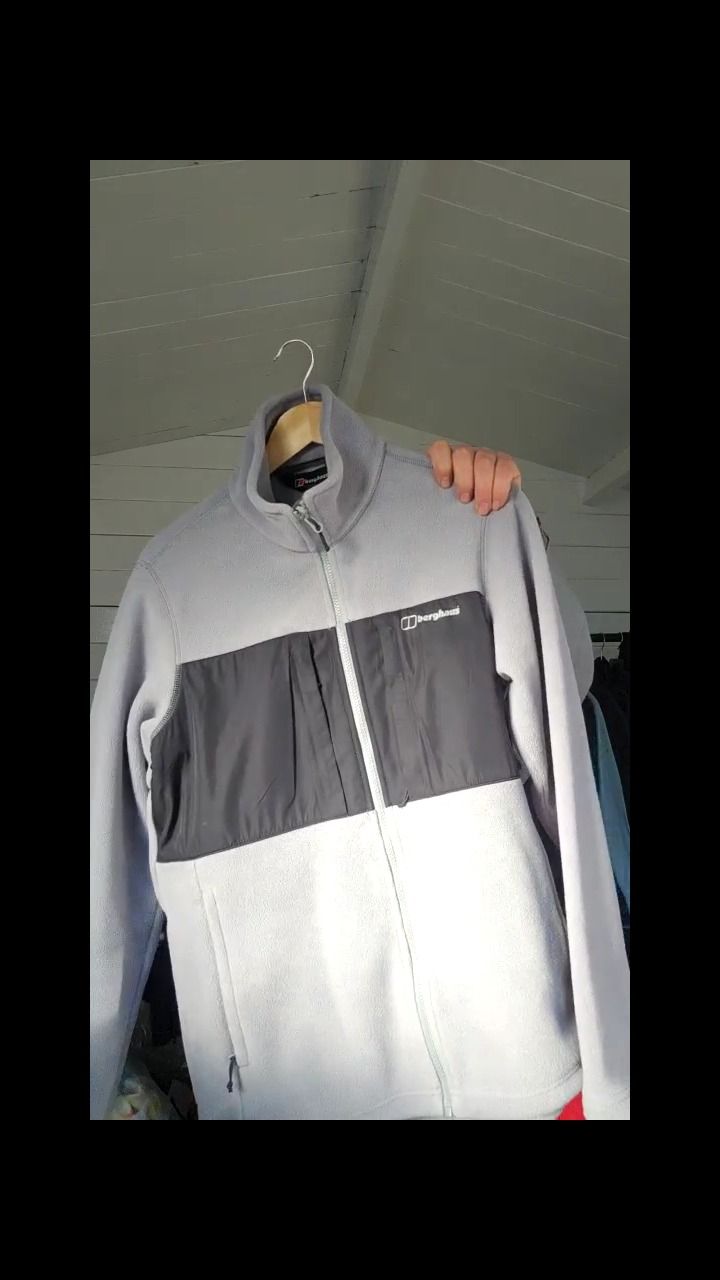 Berghaus berghaus mens fullzip fleece little burn hole on back other than that like new graybluish color size medium product image