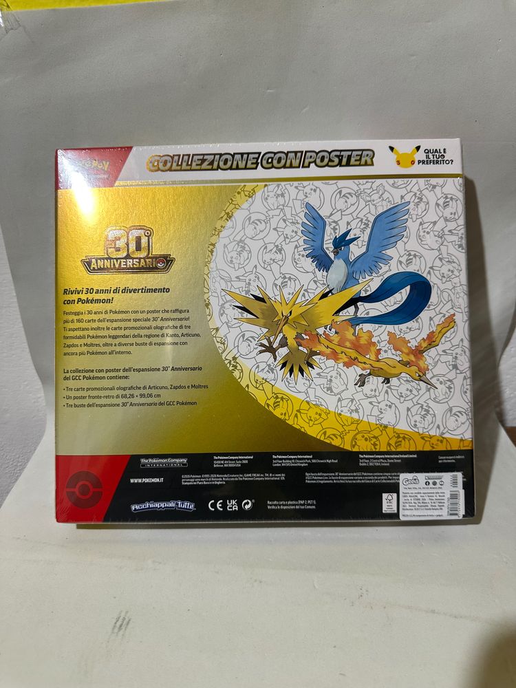 Pokémon 30Th Anniversary Trading Card Collection With Poster imagen 2