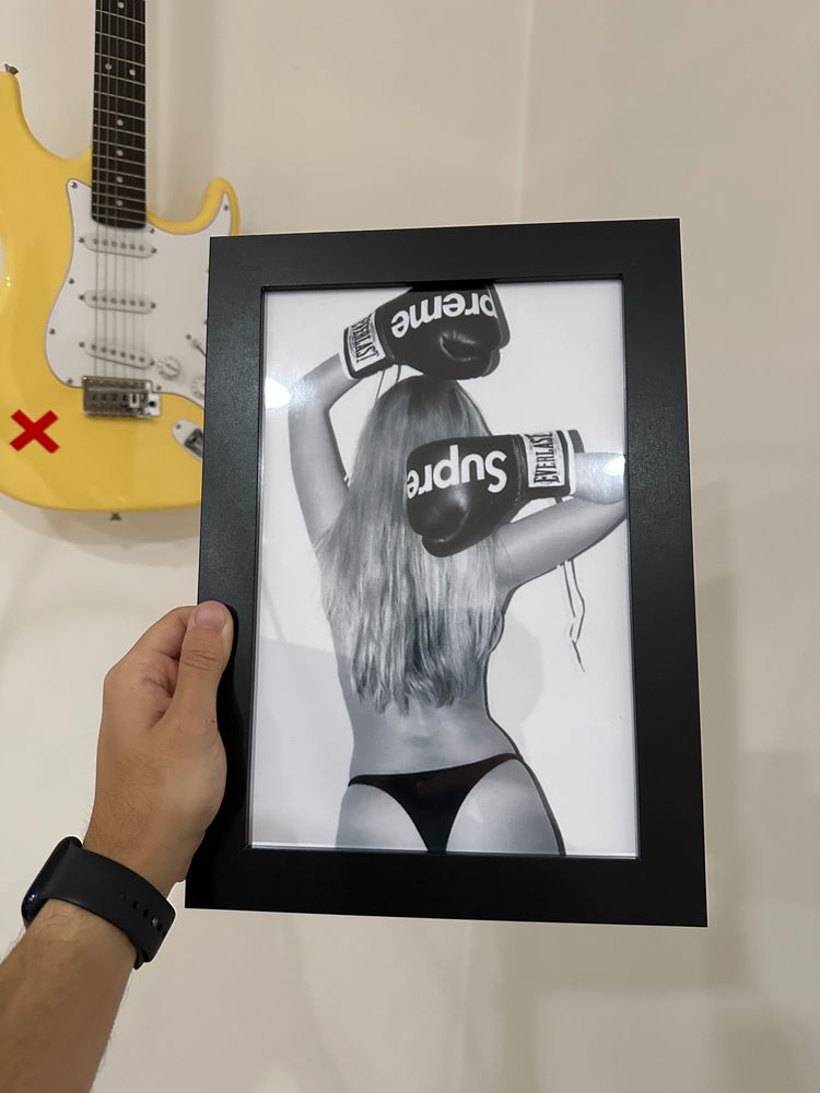 Immagine di Supreme Black And White Framed A4 Wall art  2