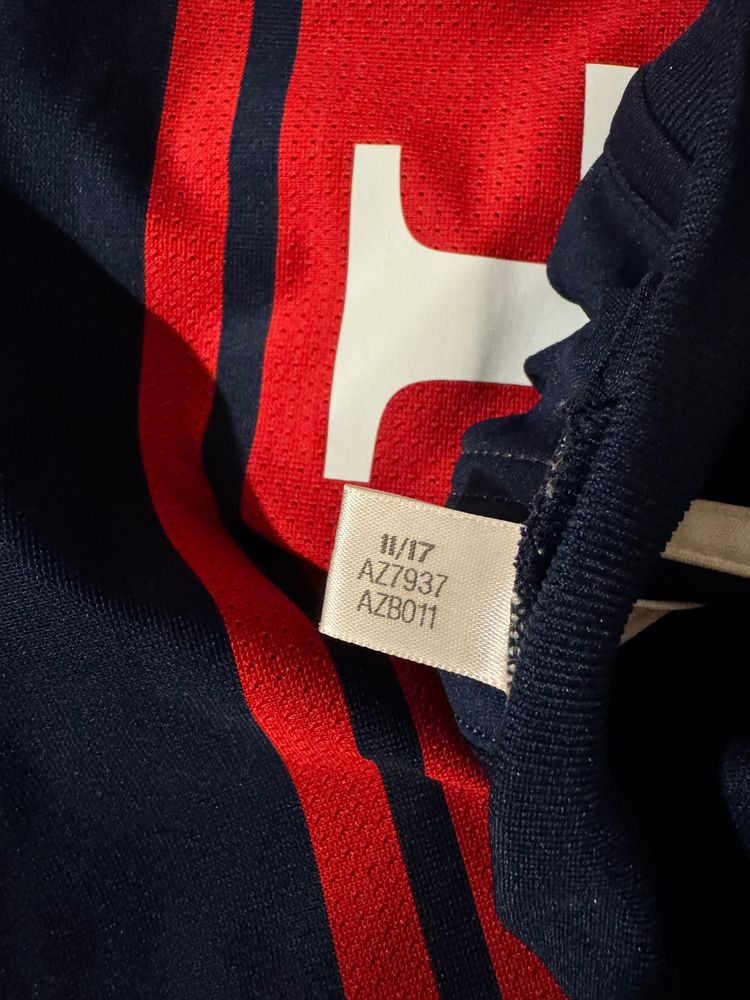 Adidas Bayern Munich 2017/18 Away Football Shirt image 3