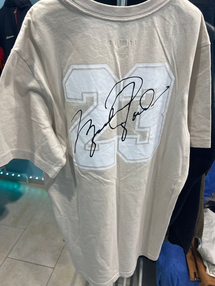 Beige T-Shirt With Number 23 And Signature Print