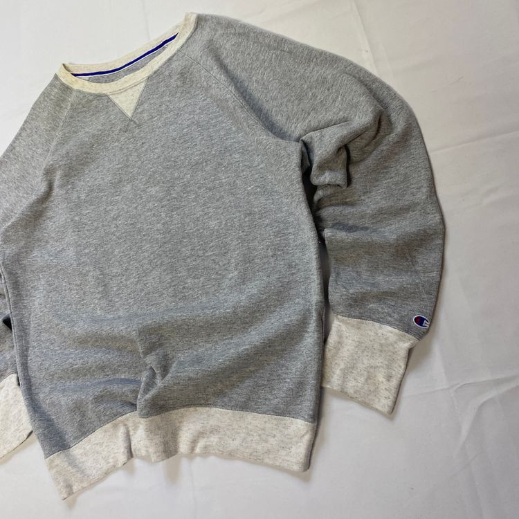 Champion Two-Tone Raglan Crewneck Sweatshirt - Grey (M) image 2