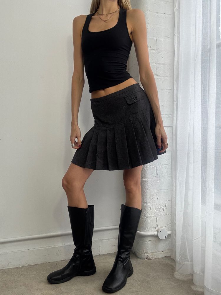  Dark Pleated Skirt
