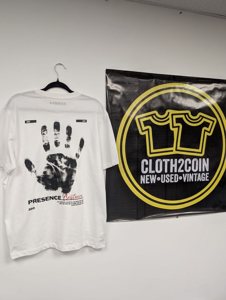 Zero13 Hand print Presence T-shirt, white, all sizes