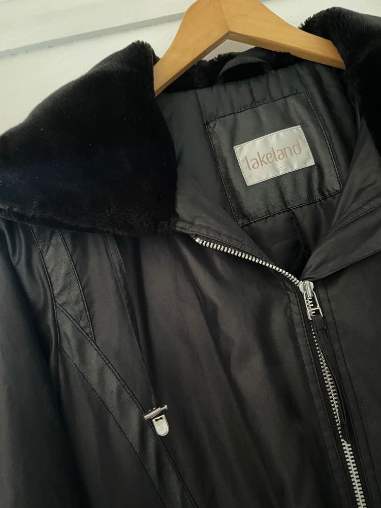 Lakeland Black Coat With Faux Fur Collar And Cuffs 3