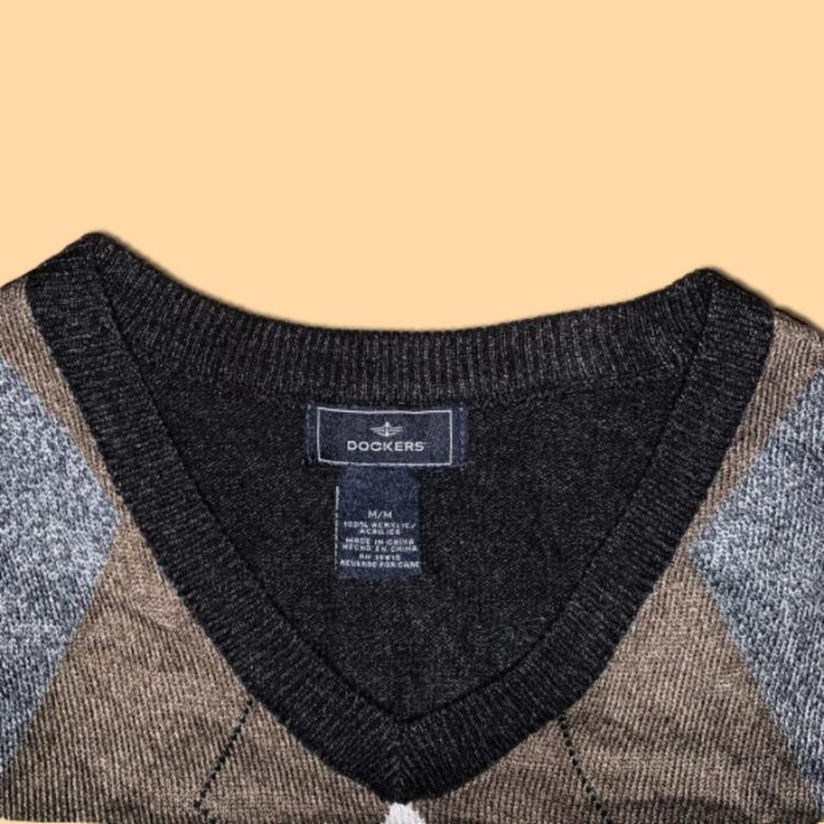 * DOCKERS ARGYLE PATTERN SWEATER VEST * image 4