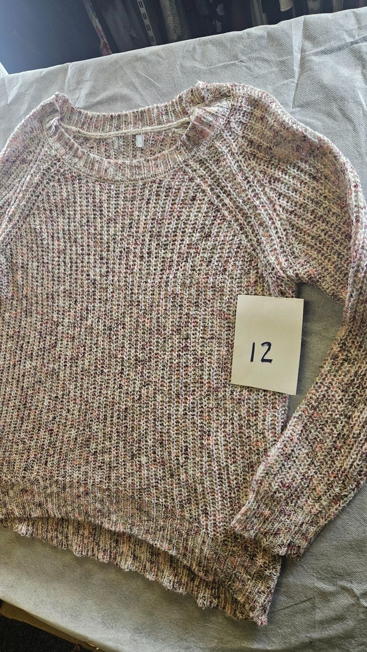 Purple V-Neck Sweater si,e small image 2