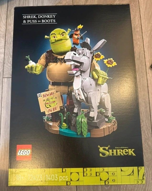 Lego Shrek Donkey And Puss In Boots Set image 1