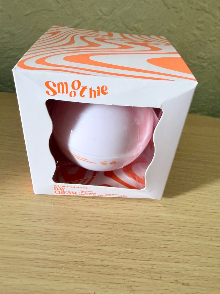 Smoothie It’s The Shine For Me Day Cream 50ml 🇬🇧 Fragrance-Free Glow image 1