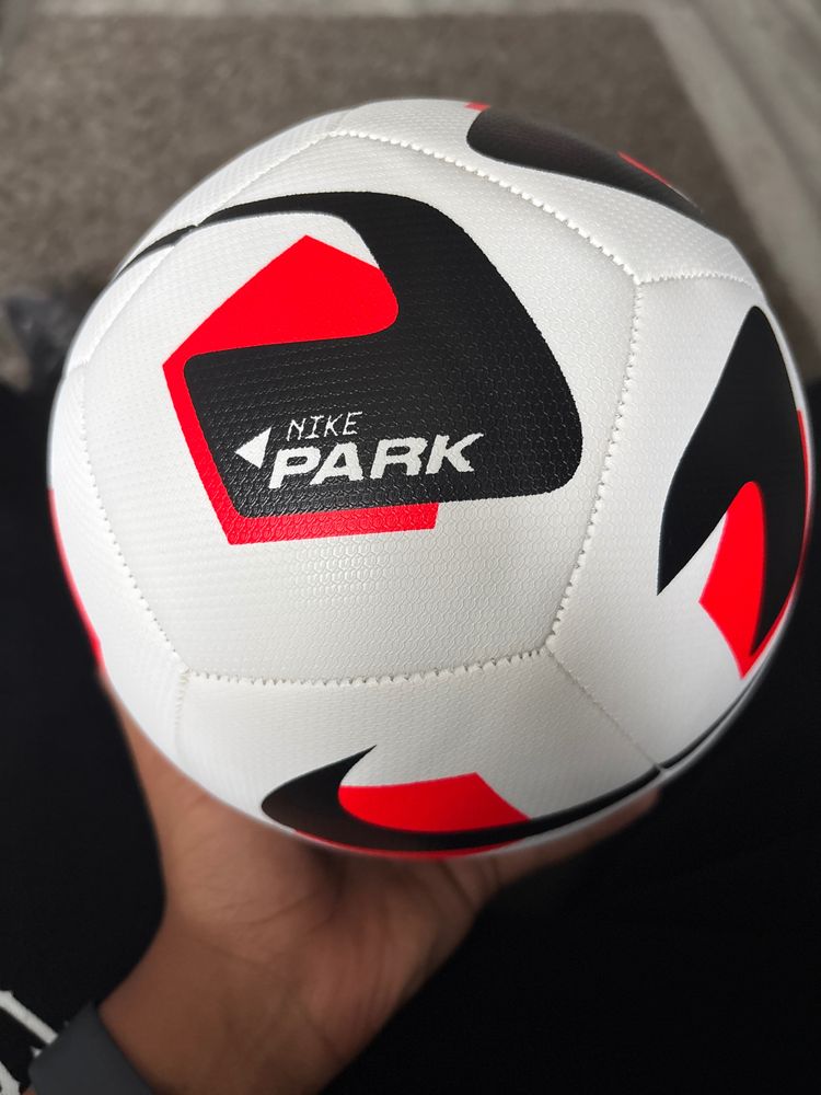 Nike Park Soccer Ball image 3