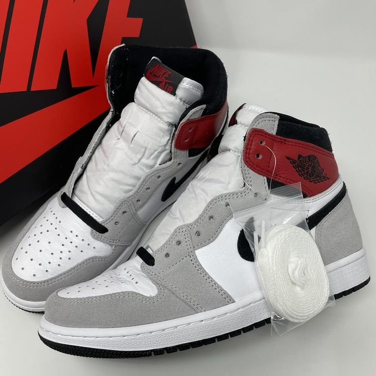 Jordan Nike Air Jordan 1 Retro High OG Smoke Grey product image