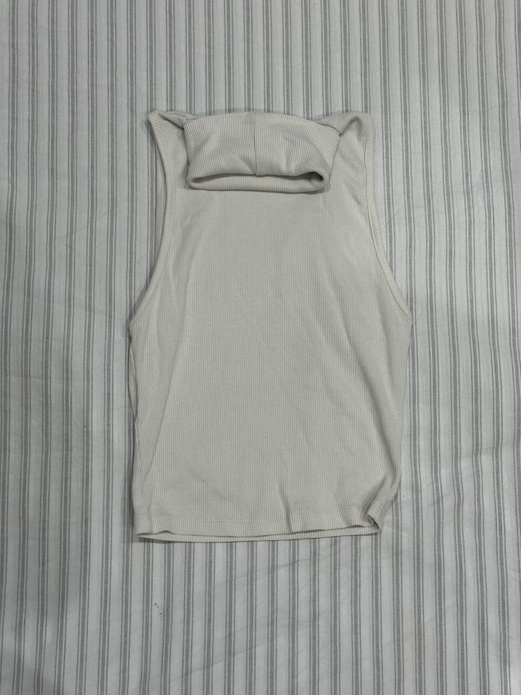 Zara Sleeveless Ribbed Turtleneck Top