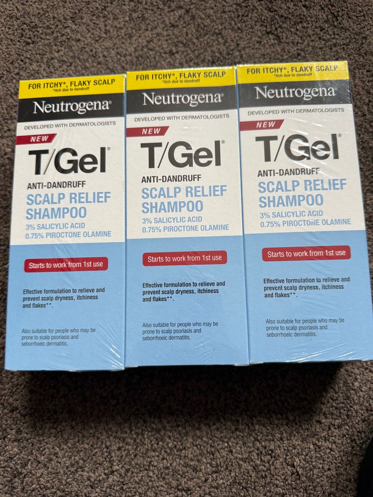 Neutrogena Neutrogena T/Gel Anti-Dandruff Scalp Relief Shampoo pack of 3 product image