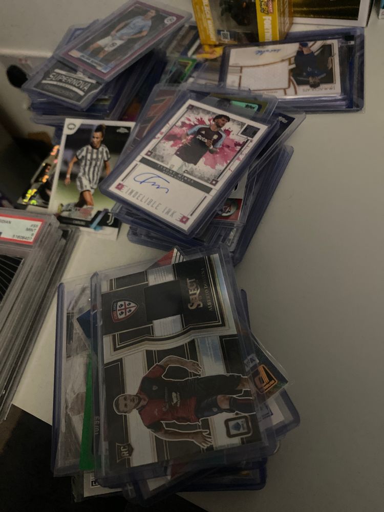 Unknown Football card on screen product image