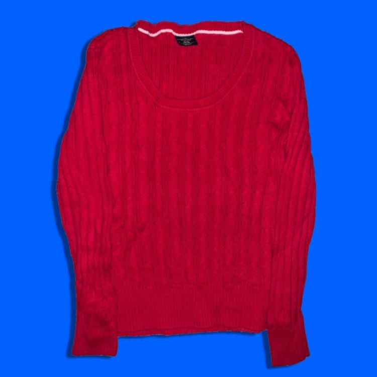 * RED KNIT JUMPER *