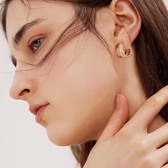 Gold Hoop Earrings With Pearls image 2