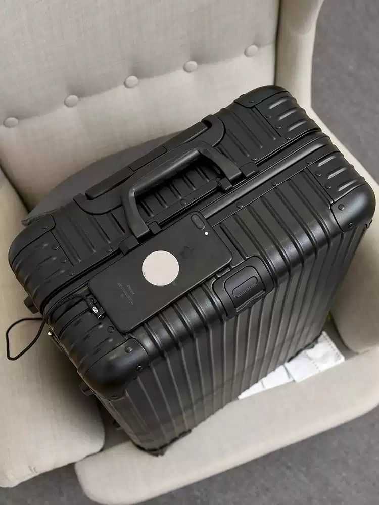 Black Hard-Shell Suitcase imagen 1