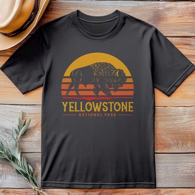 Yellowstone Park Retro T-Shirt 8