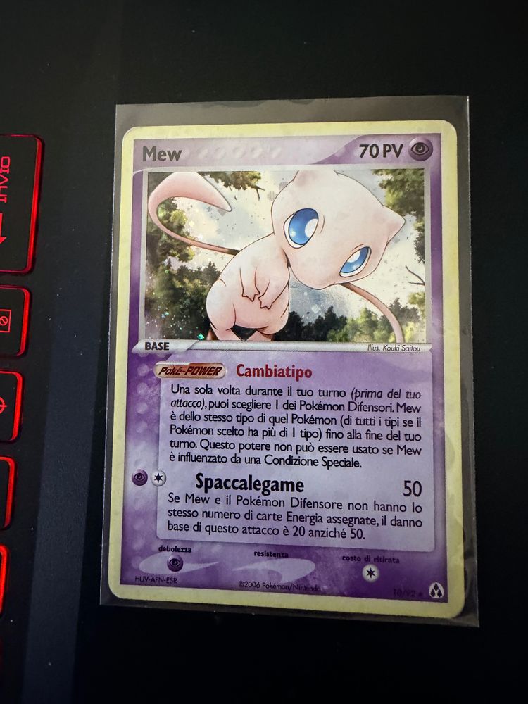 Pokémon Mew Leggende di Mew product image