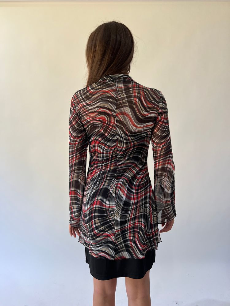 Immagine di back to school drop | medium/small black and red plaid sheer dress 5