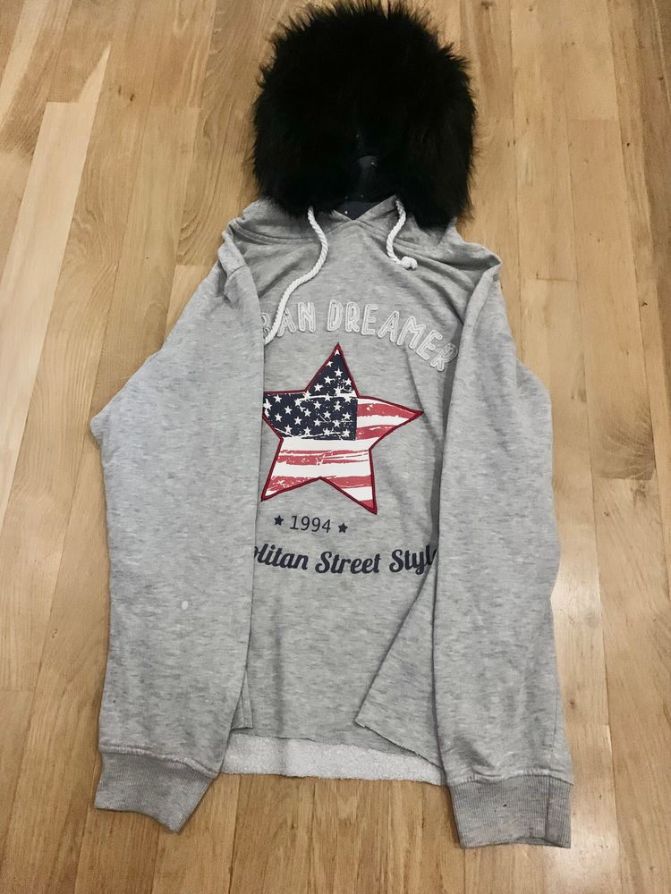 Grey American cropped washed vintage fur hoodie image 2