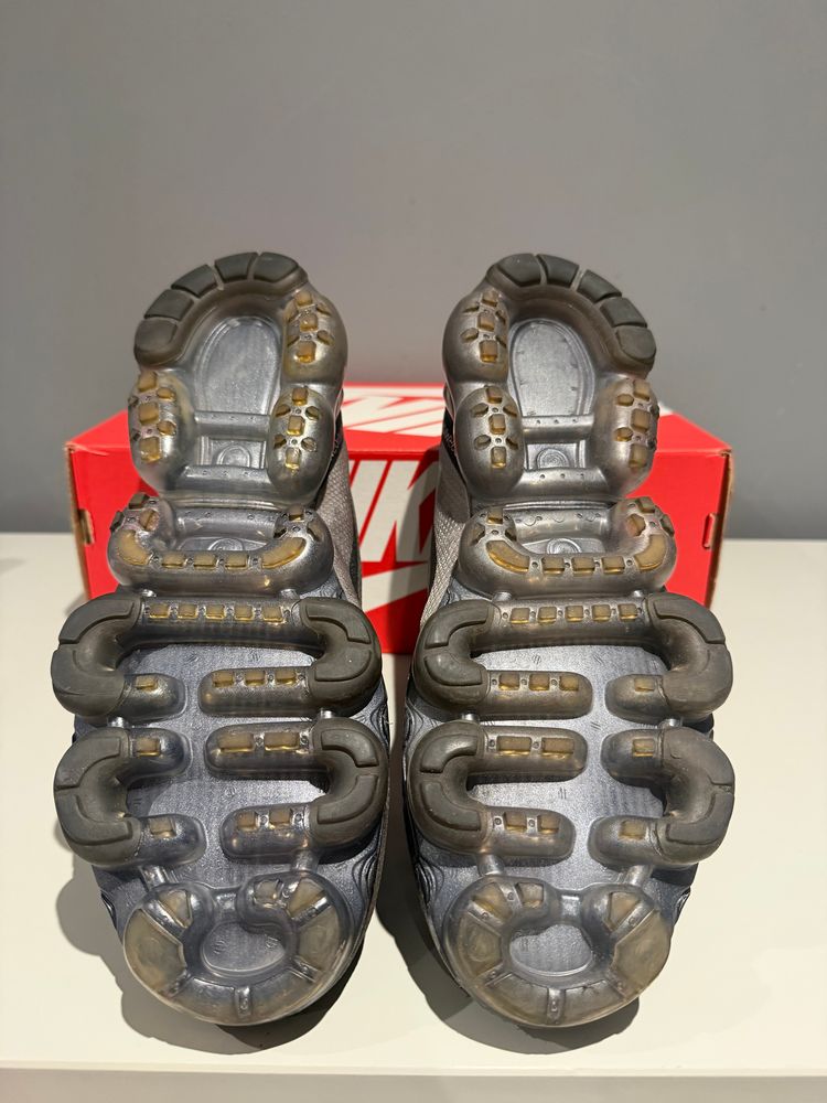 Nike Air VaporMax 2019 Triple Black – UK 10 (No Box) image 4