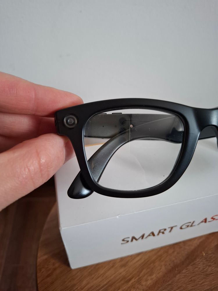 Black Smart Glasses 3