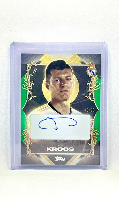 AUTO - /99 - Toni Kroos - Real Madrid - Portrait Posers - Topps Los Blancos 2025-26