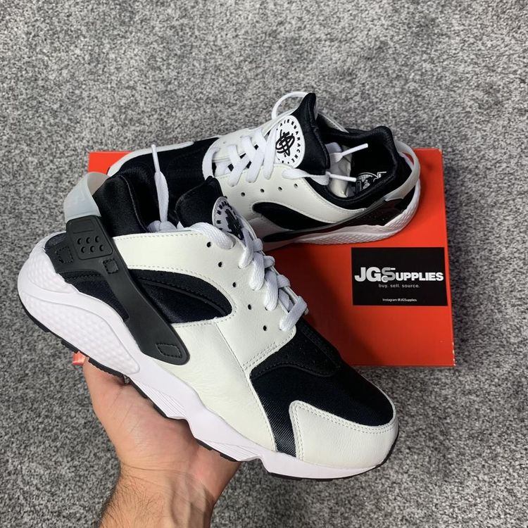 Nike Huarache orca product image