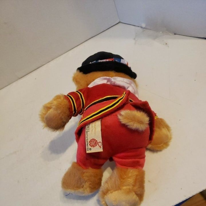 Red Dressed Teddy Bear With Black Hat imagen 2