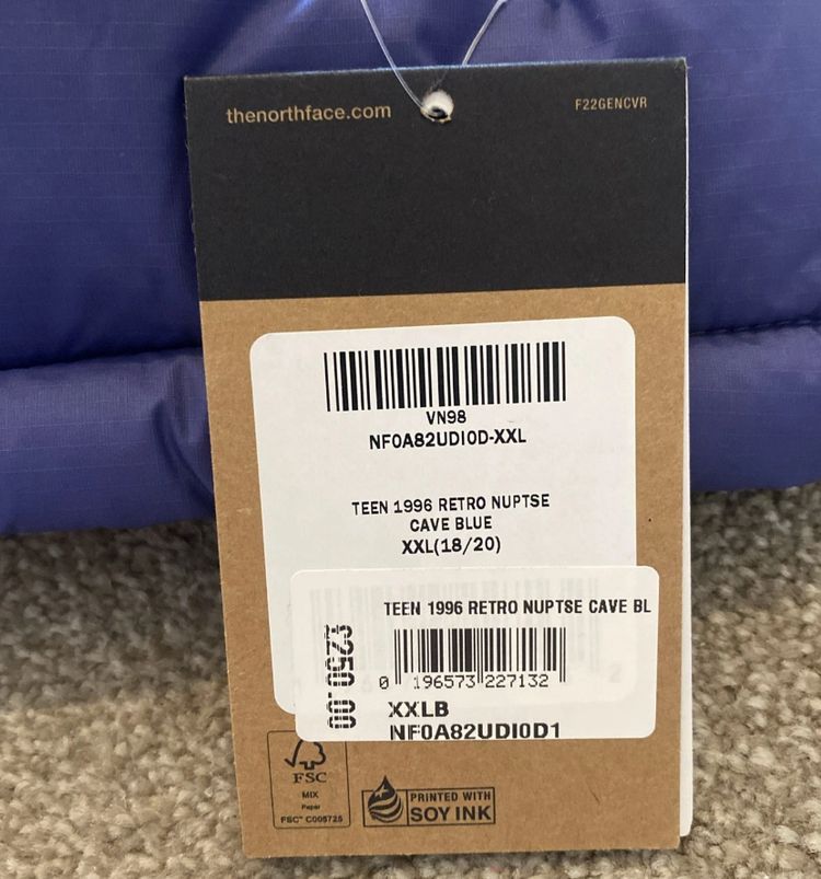 The North Face Teen 1996 Retro Nuptse Jacket image 3