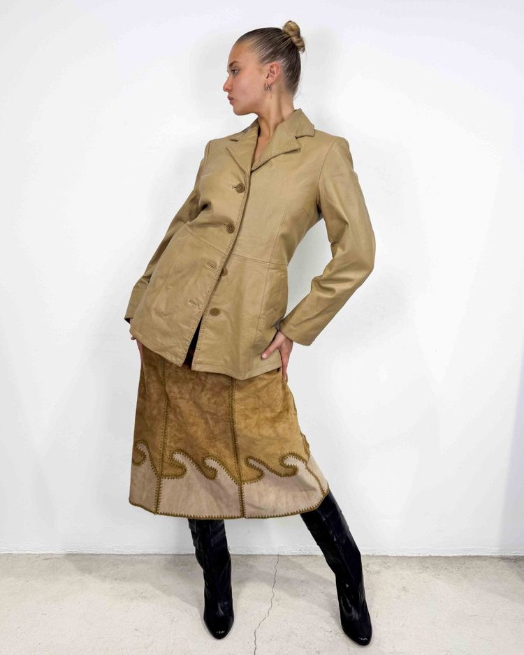 The Casilda leather jacket 6