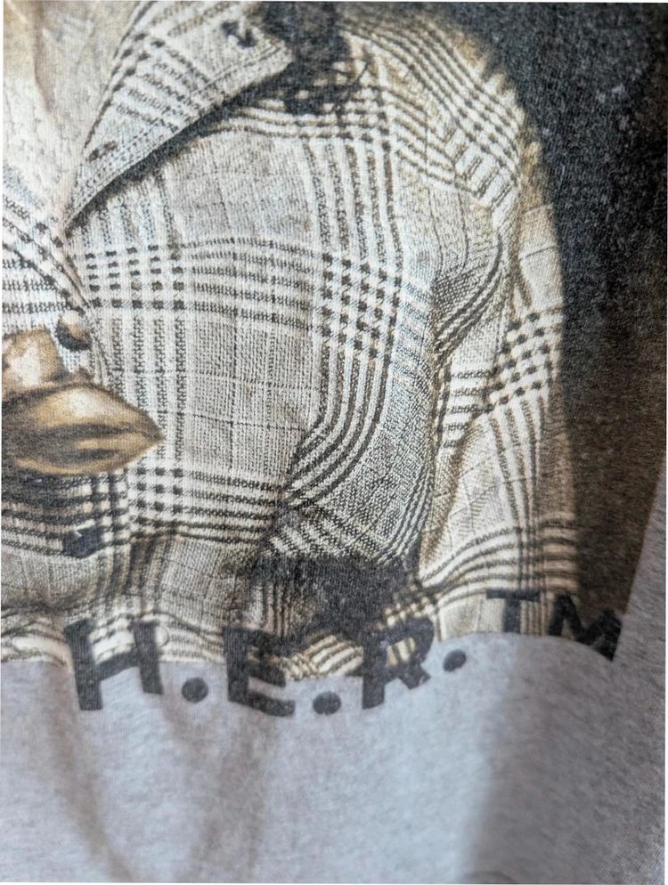 Official H.E.R. R&B Graphic Band T-Shirt XS Grey Cotton Blend image 4