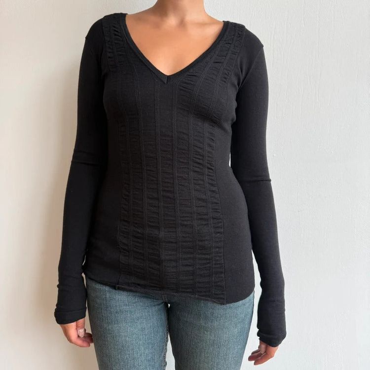 Burberry v neck knit jumper - Size S imagen 3