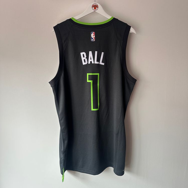 Minnesota Timberwolves Lamelo Ball Jordan jersey - XL image 2