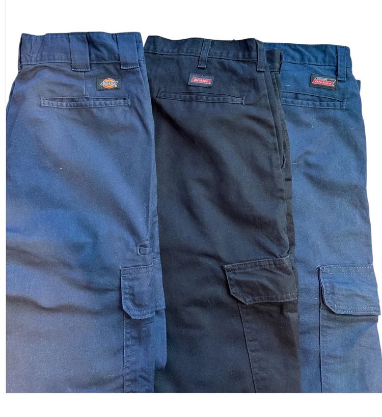 Random cargos pants  (32 leg) image 3