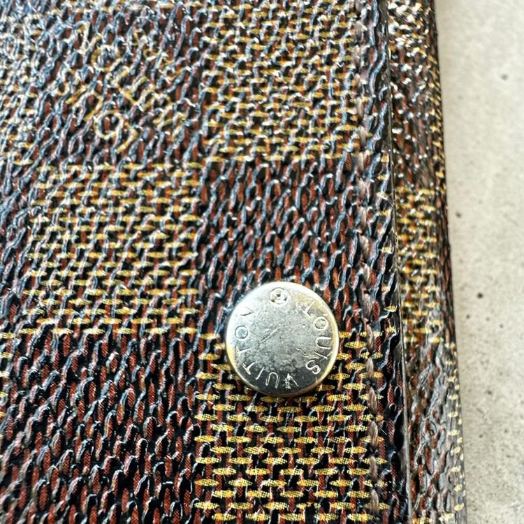 Vintage Louis Vuitton Damier Ébène Canvas Key Holder image 5