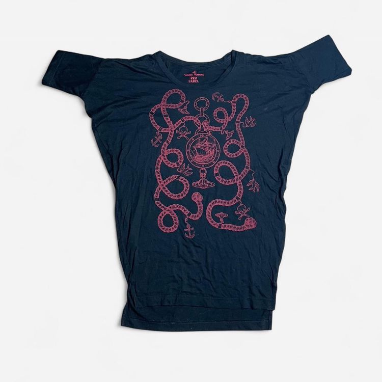 black batwing graphic Westwood top 