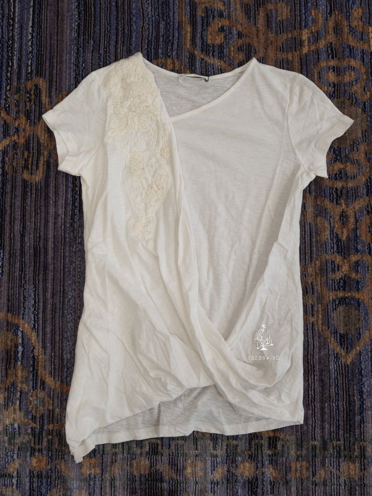 SDEER IVORY ASYMMETRIC DRAPED PANEL TEE 1