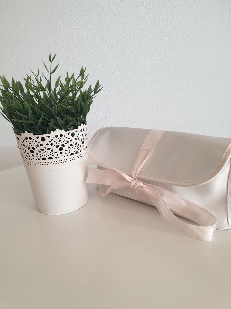  Pochette da sera/ trucco Dior