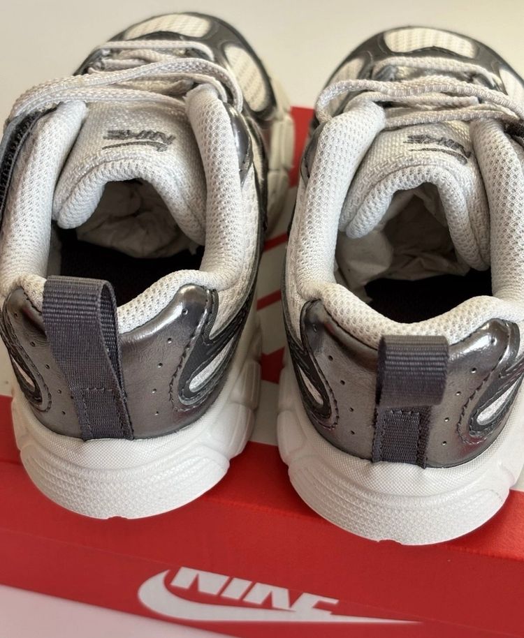 Nike V5 Rnr (Td) Kids Sneakers 4