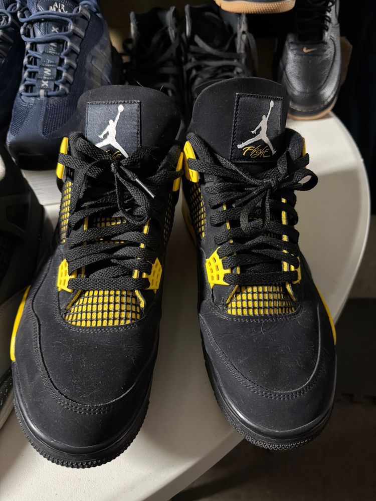 Nike Nike Air Jordan 4 Retro Black Yellow Sneakers product image