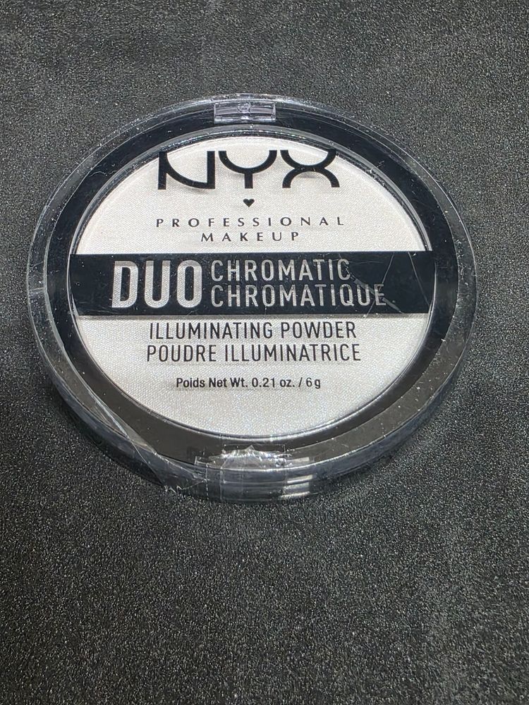 Nyx Professional Makeup Duo Chromatic Illuminating Powder