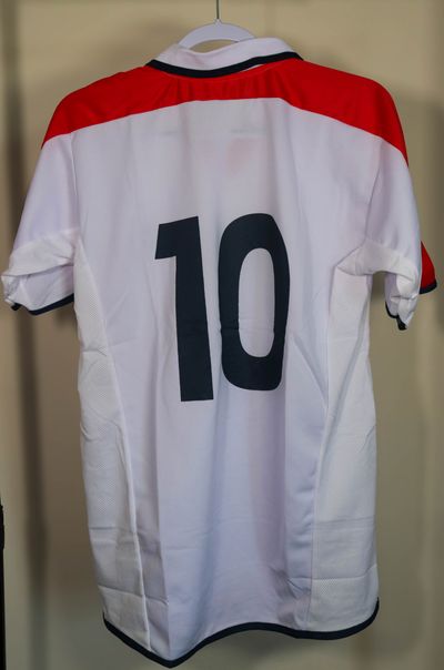 Grade B #10 England Euro 2004 Football Home Shirt 2