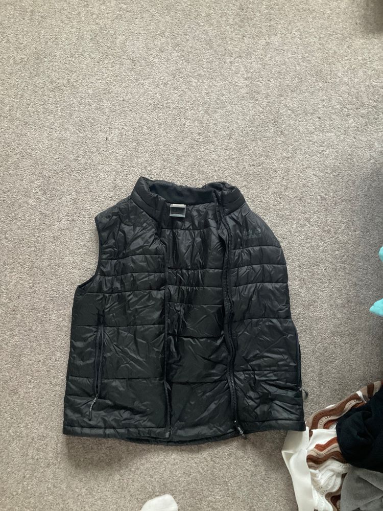 Black Quilted Sleeveless coat