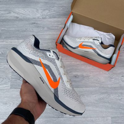 Nike Air Winflo 11 Running Gym Trainers Sneakers - Sail/Total Orange