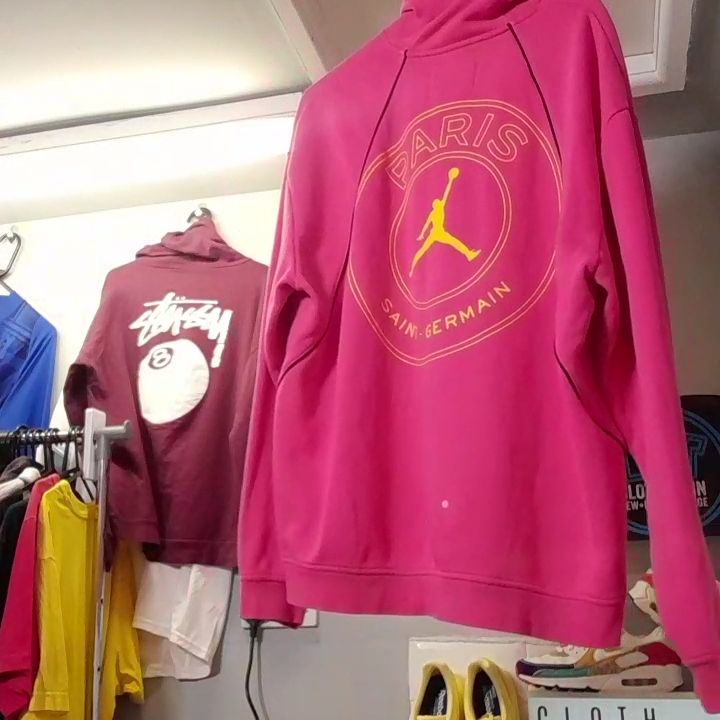 Jordan PARIS SG WOMANS HOOODIE LARGE  product image