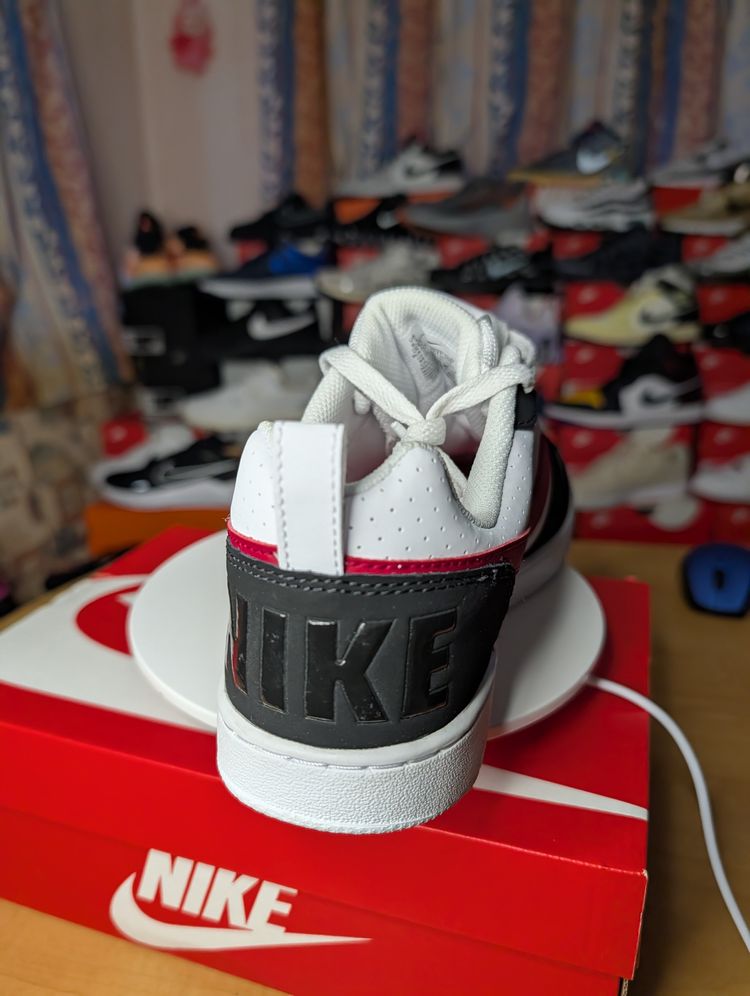Nike Court Borough low  image 2