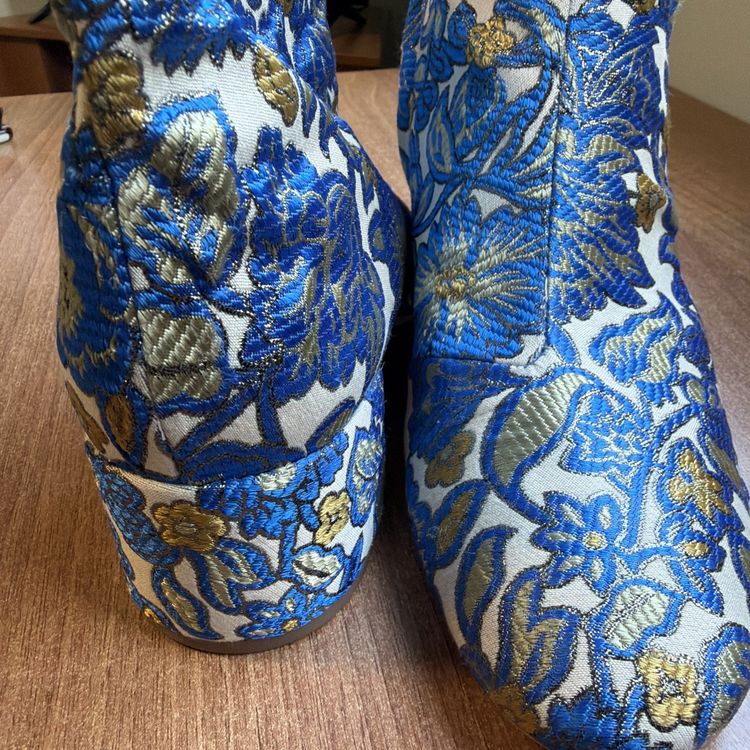 Tory Burch Shelby Brocade Blue Gold Floral Heeled Ankle Boots Uk 6 USA 8.5 New image 5